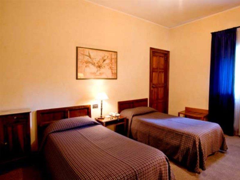 Hotel Columbus Рим Экстерьер фото